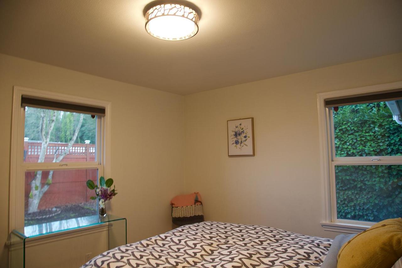 Private Seattle Getaway Home Near Lake Washington! ภายนอก รูปภาพ